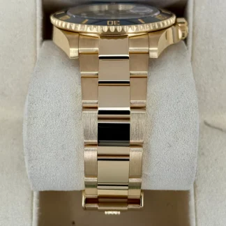 【Super Clone】Rolex Submariner 41mm Yellow Gold Black Dial Black Bezel - 126618LN