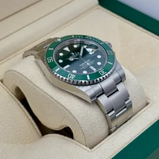【Super Clone】Rolex Submariner Hulk 40mm Swiss Replica Watch|  116610LV Green Dial