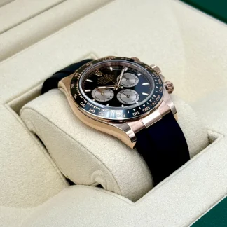 【Super Clone】Rolex Cosmograph Daytona Black Ceramic Bezel Men's Watch m126515ln-0002