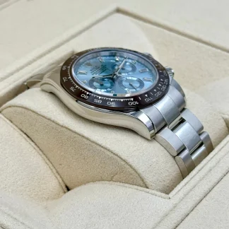 【Super Clone】Rolex Daytona 40mm Platinum Ice Blue Diamond Baguette Dial  m116506