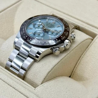 【Super Clone】Rolex Daytona 40mm Platinum Ice Blue Diamond Baguette Dial  m116506