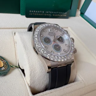 【Super Clone】Rolex Cosmograph Daytona 40mm White Gold Mother of Pearl Dial Diamond Bezel Oysterflex - 126589RBR