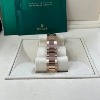 【Super Clone】Rolex Daytona Rainbow Pave DiamondsDial Swiss Replica Watch 18k Rose Gold Bracelet | Ref 116595RBOW