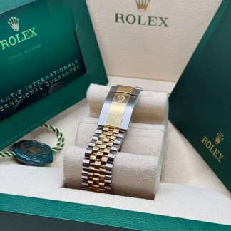 【Super Clone】RLX  Datejust 36mm 126233 Custom Black Dial Jubilee Bracelet Watch