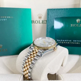 【Super Clone】RLX  Datejust 36mm 126233 MOP Diamond Dial Jubilee Two-Tone Bracelet Watch