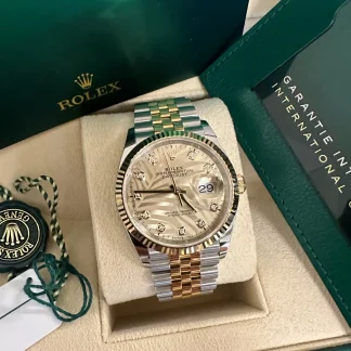 【Super Clone】RLX  Datejust 36mm 126233 Champagne Palm Motif Diamond Dial and Jubilee Bracelet Watch