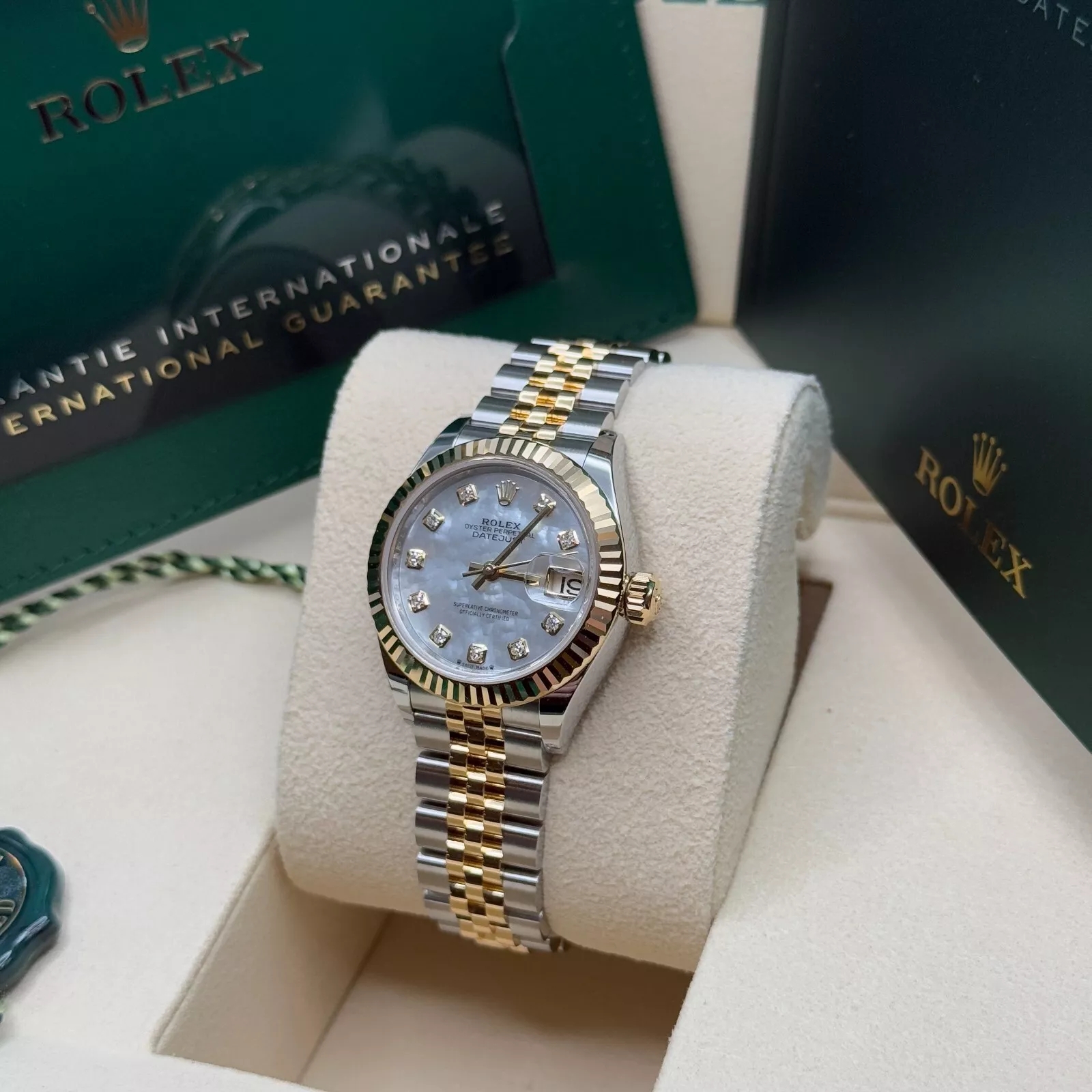 【Super Clone】RLX Lady-Datejust 28mm 279173 Mother of Pearl Diamond Dial Oyster Bracelet