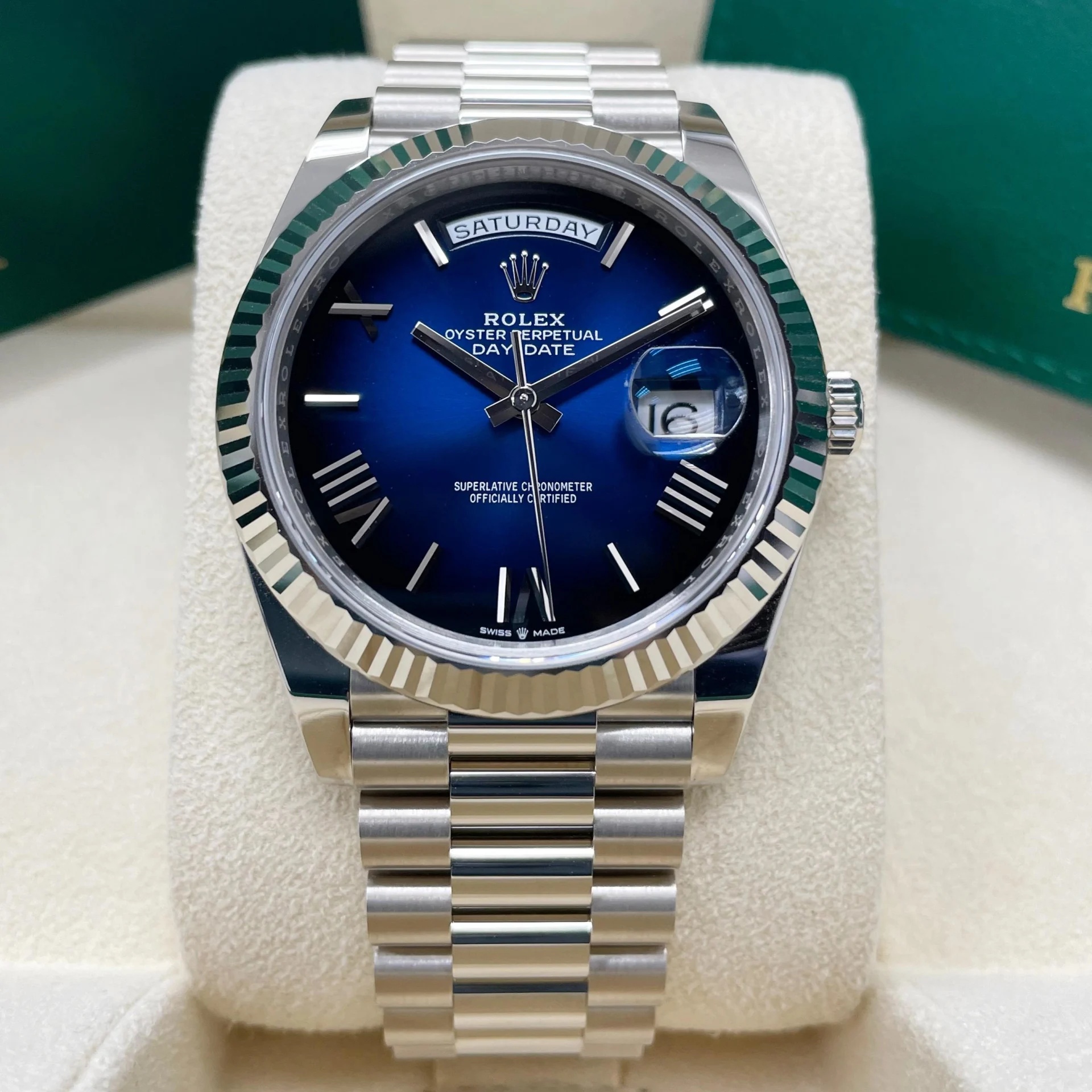 【Super Clone】RLX  Day-Date President 40mm White Gold Blue Roman Ombre Dial - 228239