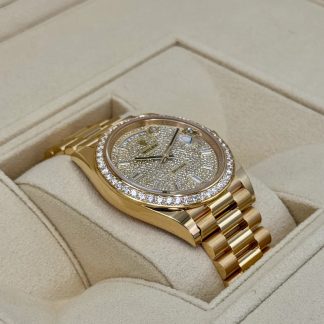 【Super Clone】RLX Day-Date 40mm Diamond Dial Watch 228348RBR-0037