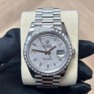 【Super Clone】RLX Day-Date 40mm 228396TBR-0027 Meteoriate Baguette Diamond Dial and Bezel Watch