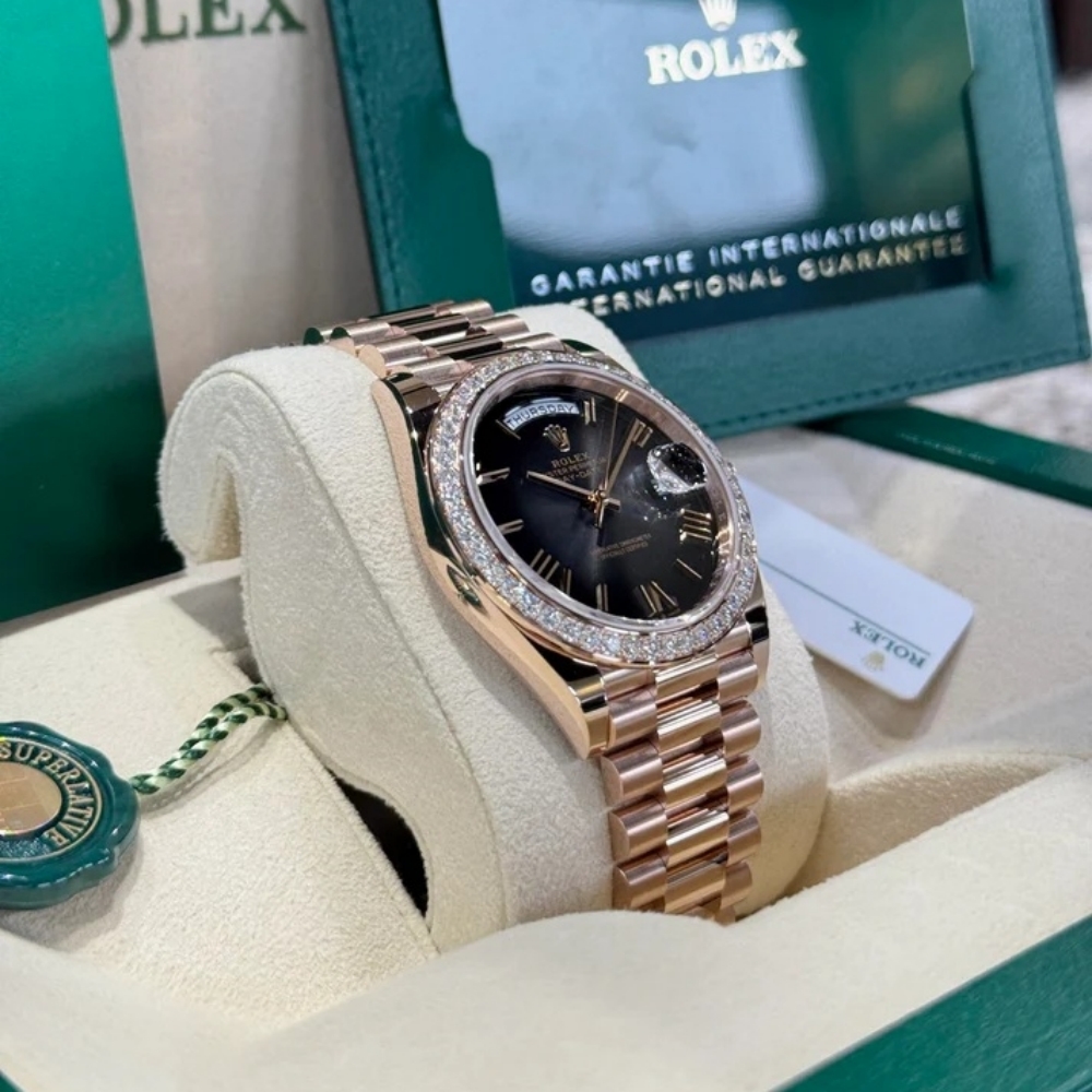 【Super Clone】RLX  Day-Date 40mm Slate Ombré Dial and Diamond Bezel 228345rbr-0025