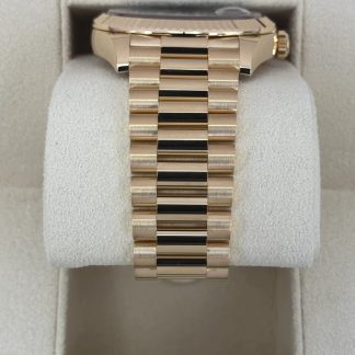 【Super Clone】RLX Day-Date President 40mm Yellow Gold Black Index Dial - 228238