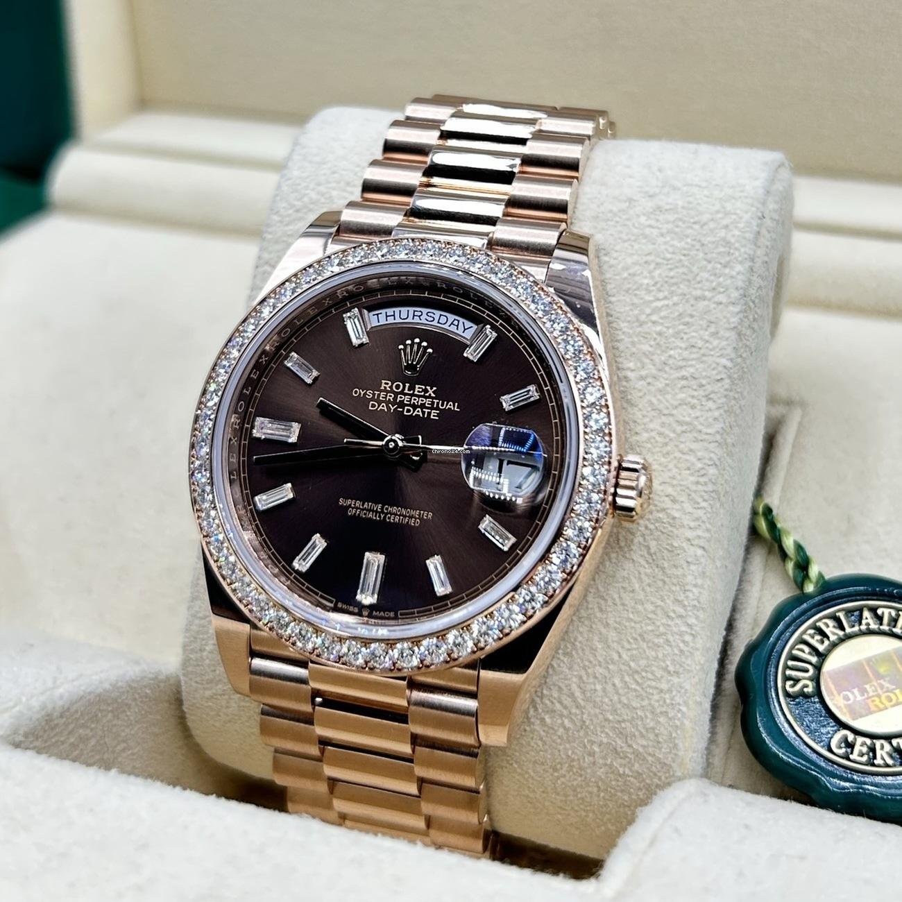 【Super Clone】RLX  Day-Date 40mm Chocolate Baguette Diamond Dial Diamond Bezel Dial Watch 228345RBR