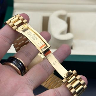 【Super Clone】RLX Day-Date 40mm Champagne Dial and Diamond Bezel Yellow Gold President Bracelet  228348RBR-0003