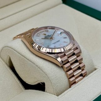 【Super Clone】RLX Day-Date President 40mm Everose Gold Mother of Pearl Diamond Baguette Dial - 228235