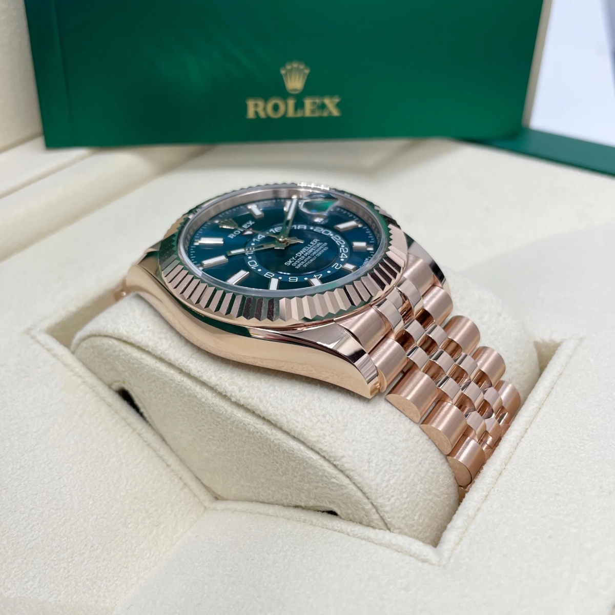 【Super Clone】RLX  Sky-Dweller 42mm Rose Gold Blue Dial Jubilee - 336935