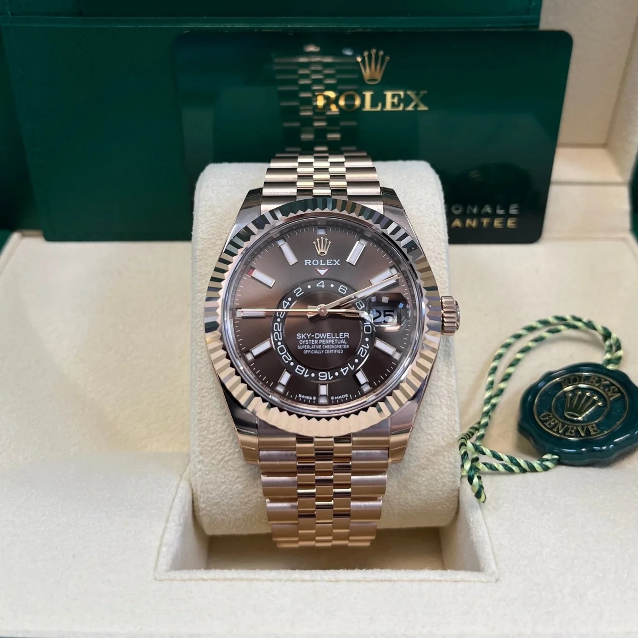 【Super Clone】RLX  Sky-Dweller 42mm Rose Gold Chocolate Dial Jubilee - 336935