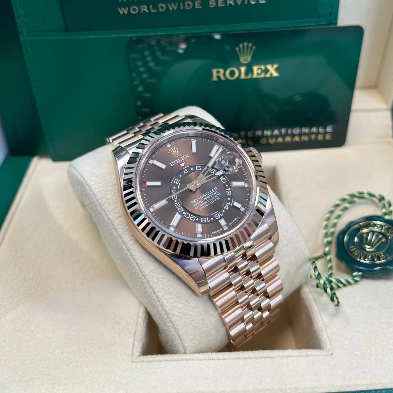 【Super Clone】RLX  Sky-Dweller 42mm Rose Gold Chocolate Dial Jubilee - 336935
