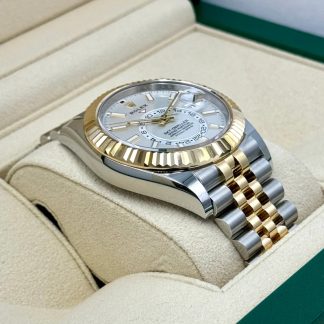 【Super Clone】RLX  Sky-Dweller 42mm Two-Tone Yellow Gold White Dial Jubilee - 336933 - New 2025
