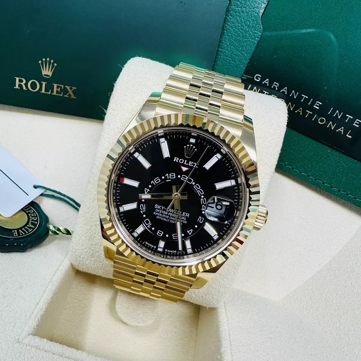 【Super Clone】RLX  Sky-Dweller 42mm Yellow Gold Black Dial Jubilee - 336938