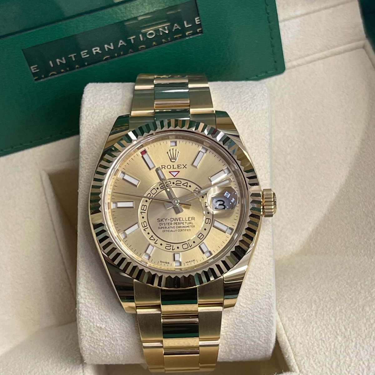 【Super Clone】RLX  Sky-Dweller 42mm Yellow Gold Champagne Dial Jubilee - 336938
