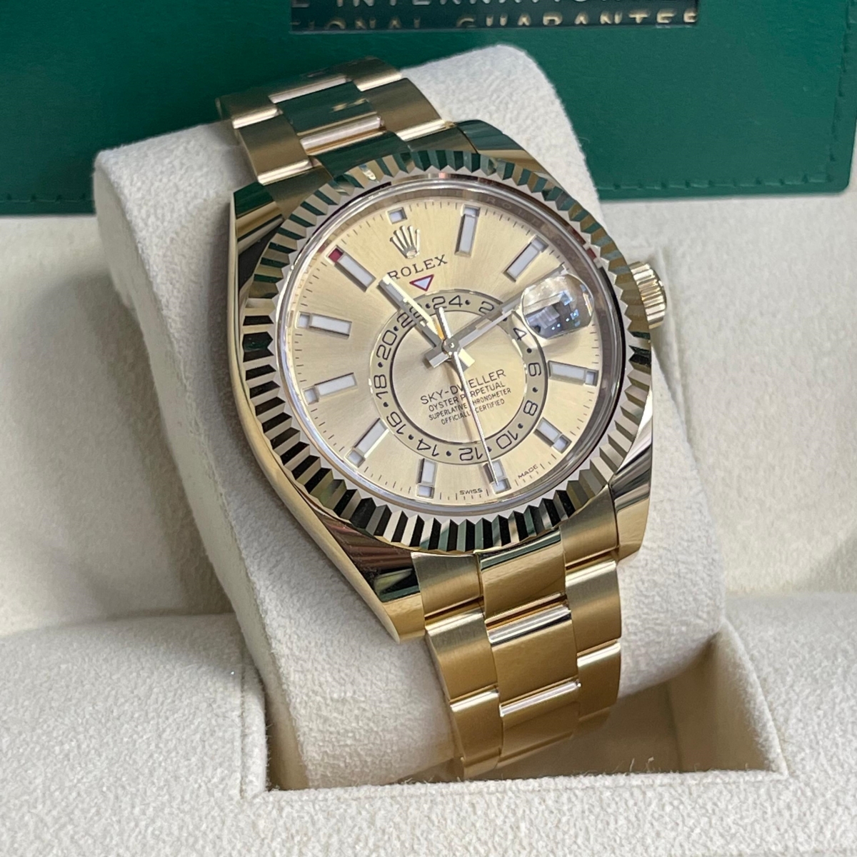 【Super Clone】RLX  Sky-Dweller 42mm Yellow Gold Champagne Dial Jubilee - 336938