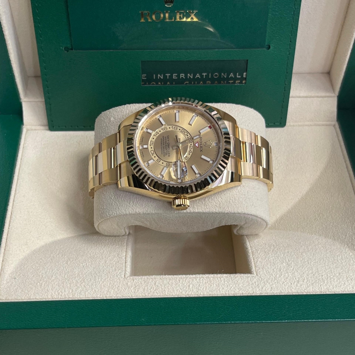 【Super Clone】RLX  Sky-Dweller 42mm Yellow Gold Champagne Dial Jubilee - 336938