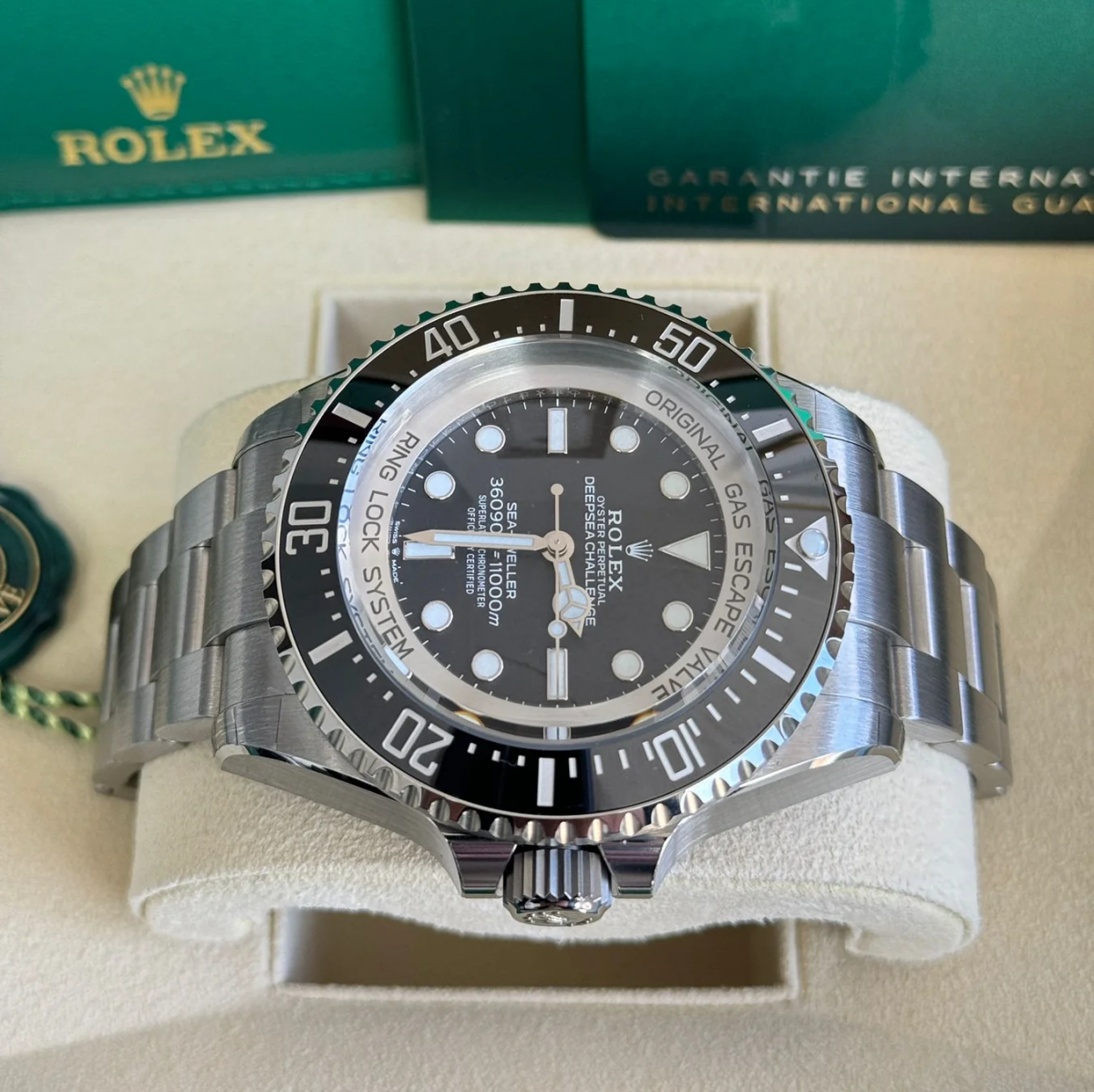 【Super Clone】Rolex Sea-Dweller Deepsea Challenge Black Dial 50mm RLX Titanium 126067-0002