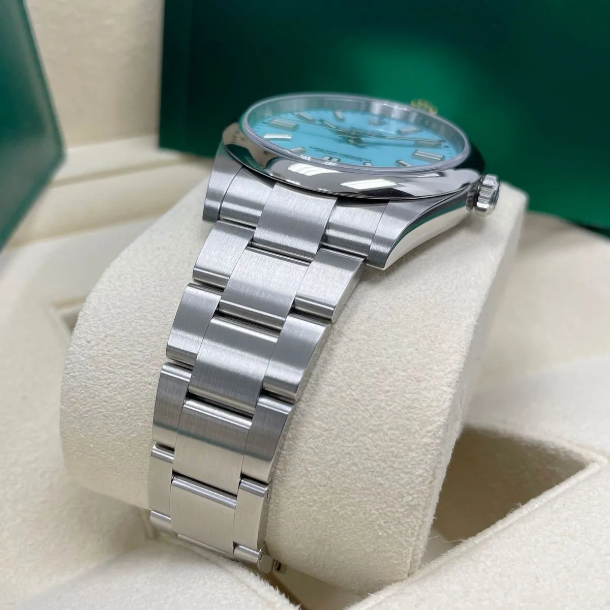 Rolex 124300 Oyster Perpetual 41mm Oyster Perpetual Turquoise Index Dial