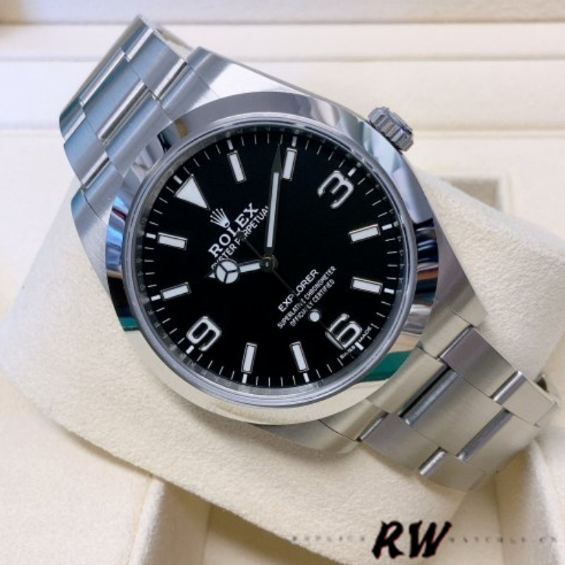 【Super Clone】Rolex Explorer 214270 Stainless Steel Black Dial 39mm Mens Replica Watch