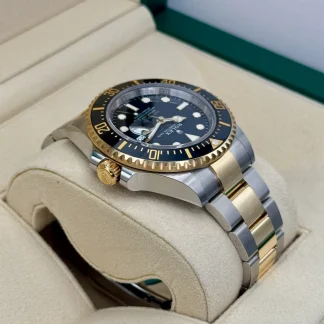 【Super Clone】Rolex Sea-Dweller 126603 Solid Gold & Oystersteel Black Dial Men’s Watch