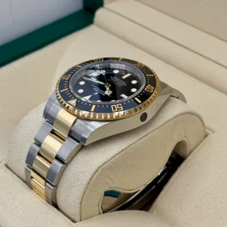 【Super Clone】Rolex Sea-Dweller 126603 Solid Gold & Oystersteel Black Dial Men’s Watch