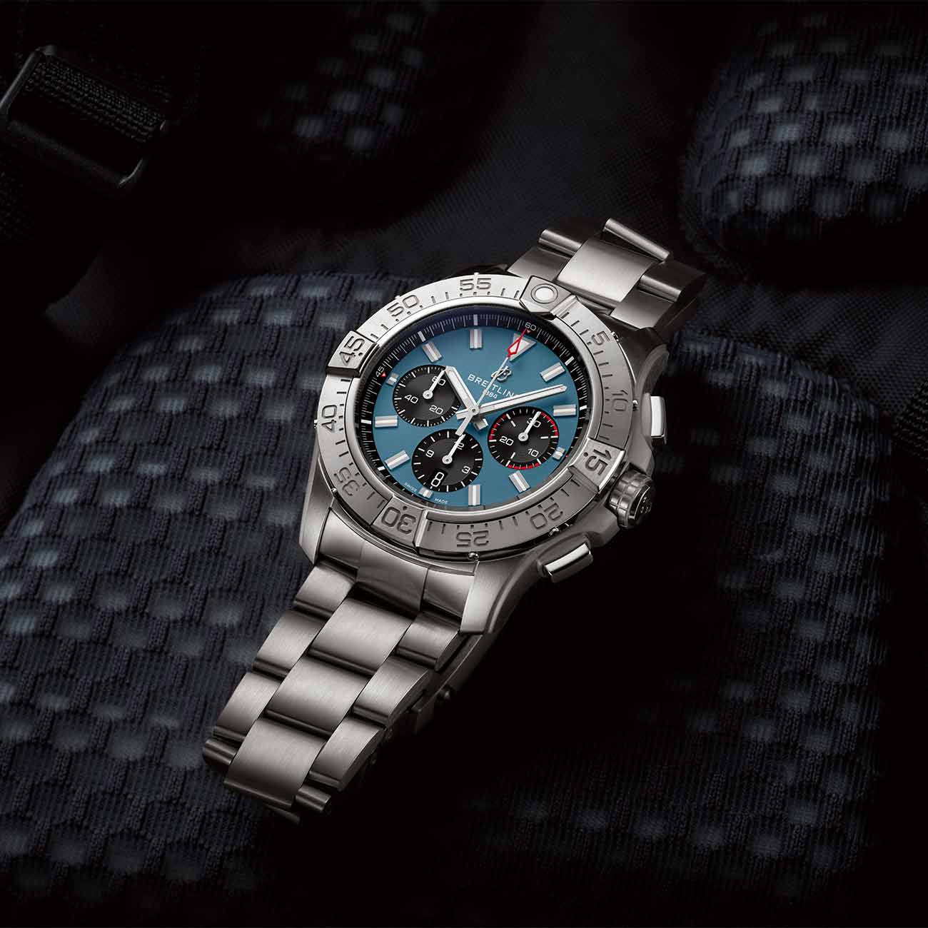 【Super Clone】Breitling Super Avenger B01 Chrono 46MM EB0148101C1E1