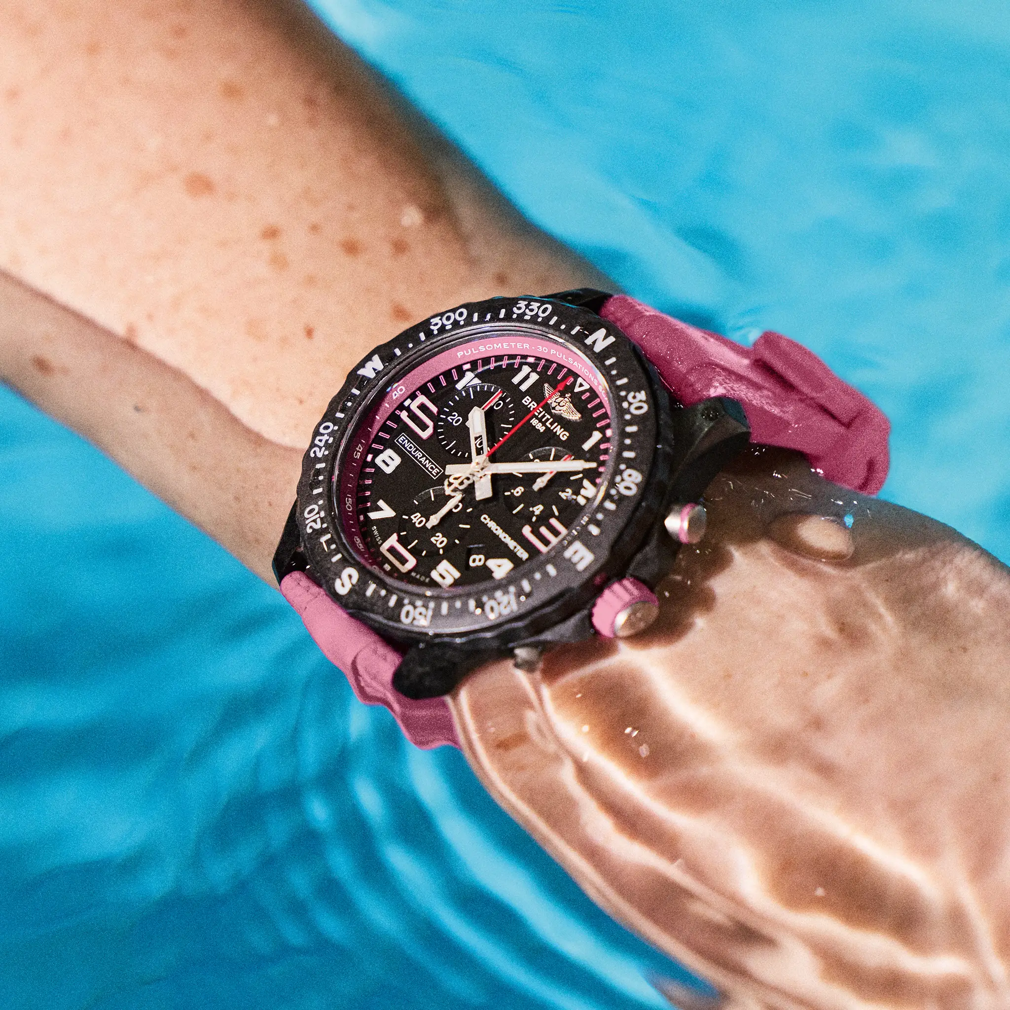 【Super Clone】Breitling Professional Endurance Pro 38mm X83310A71B1S1