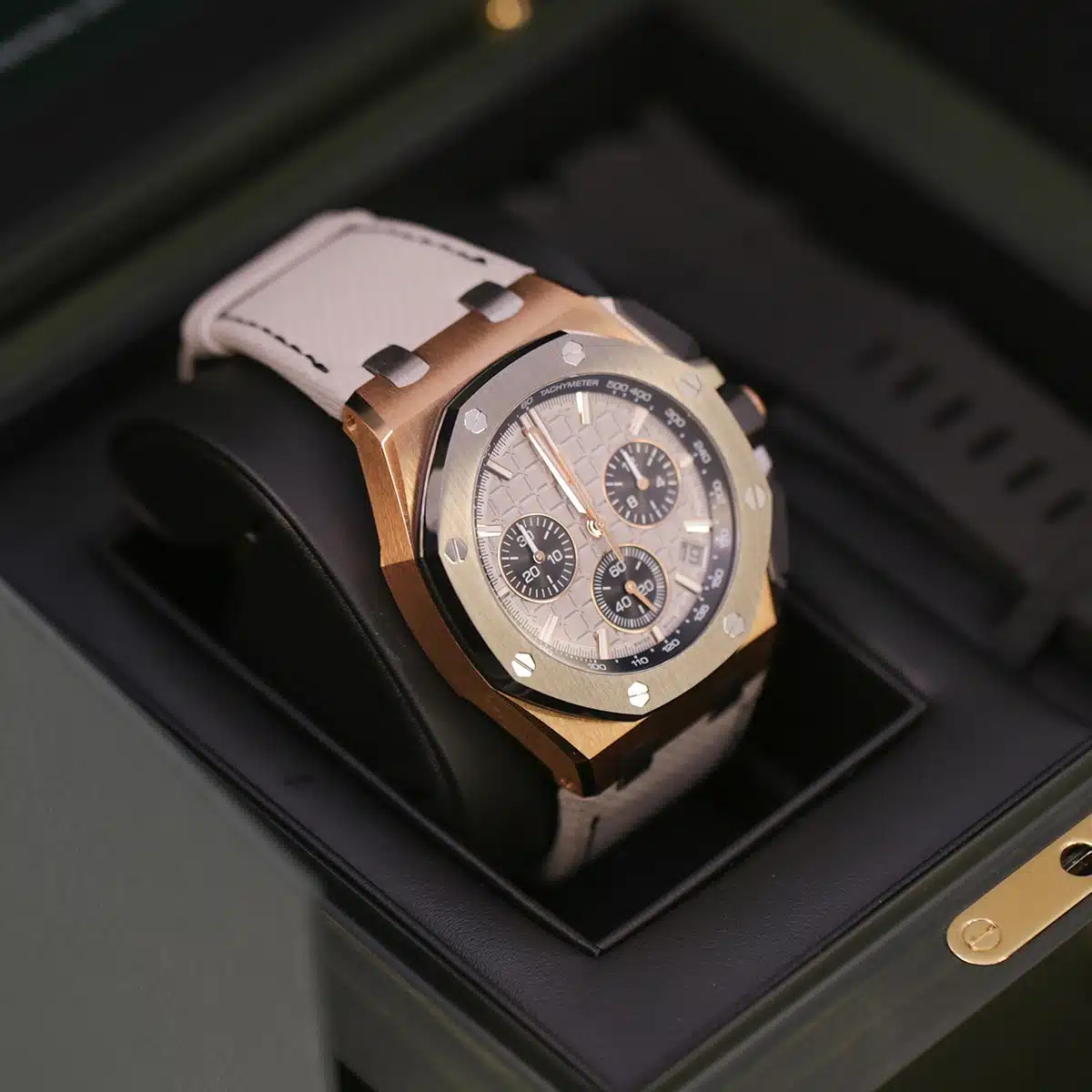 【Super Clone】Audemars Piguet Royal Oak Offshore Chronograph 43mm 26420OI.OO.A015VE.01