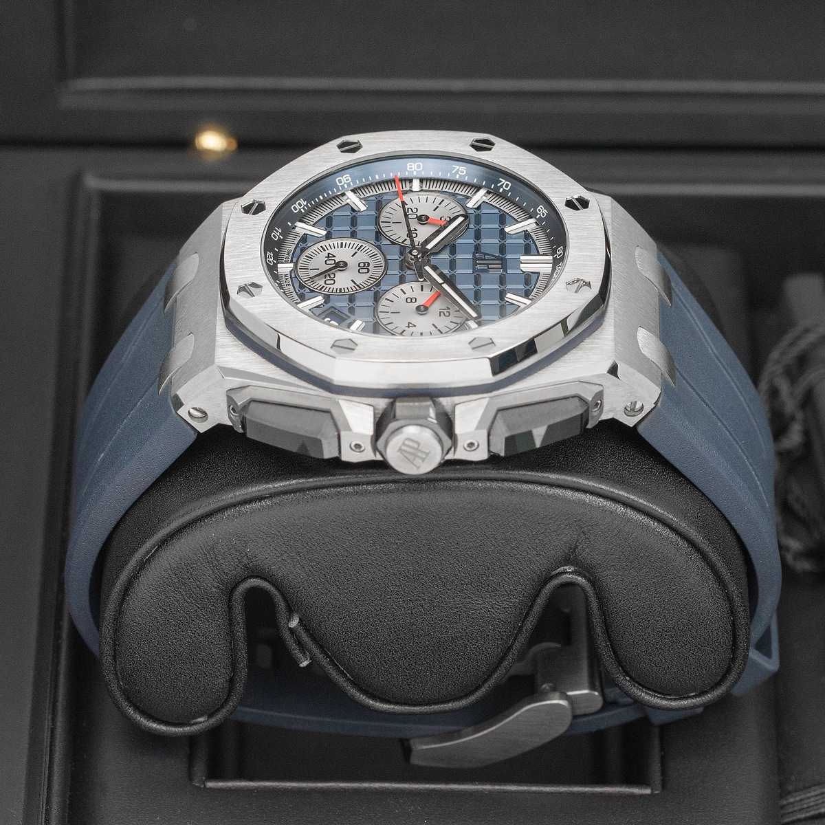 【Super Clone】Audemars Piguet Royal Oak Offshore 42mm 26420TI.OO.A027CA.01