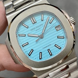 【Super Clone】Replica Patek Philippe Nautilus 5711 1A 018 Green Dial 40mm Mens Watch