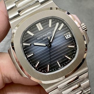 【Super Clone】Replica Patek Philippe Nautilus 5711 1A Black Dial 40mm Mens Watch