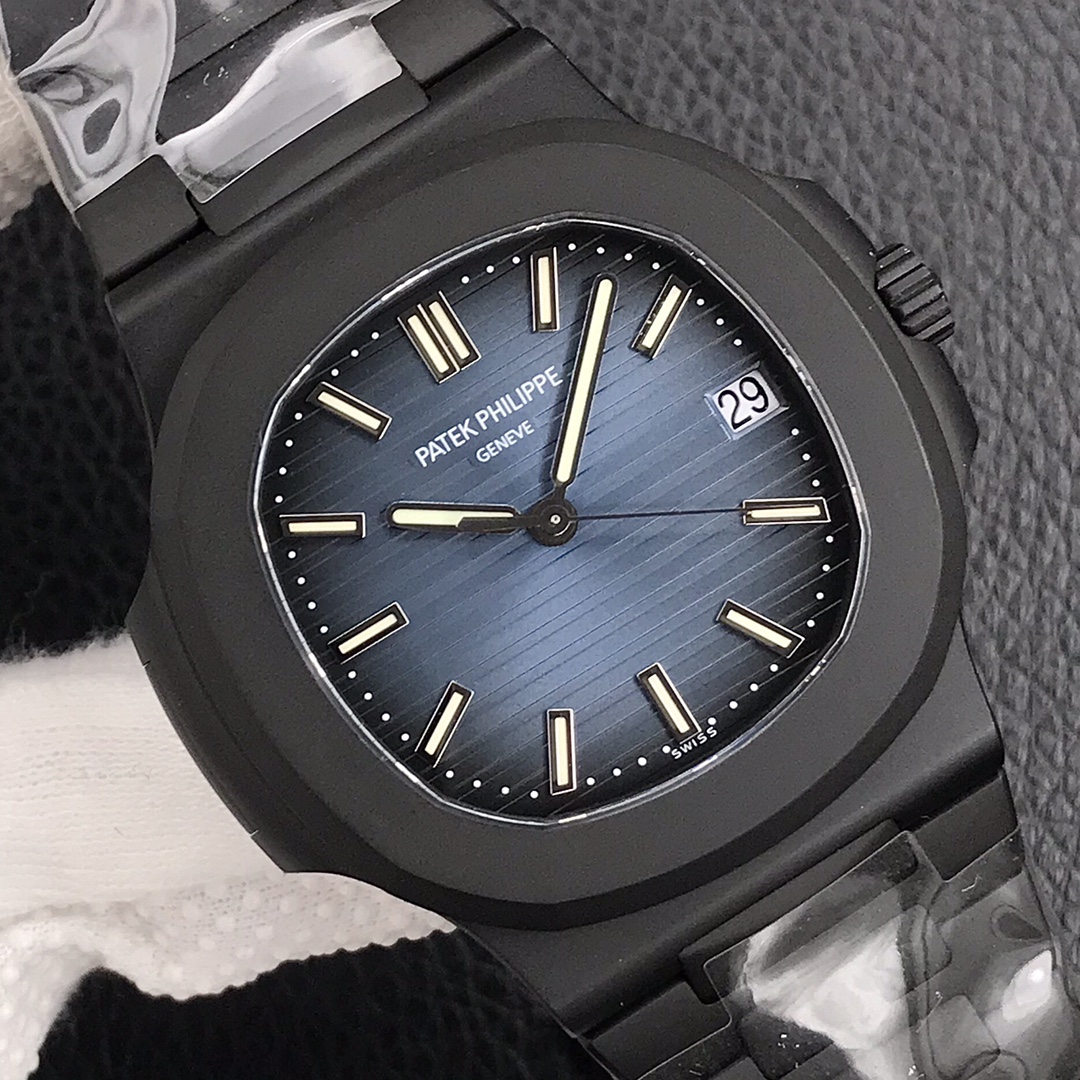 【Super Clone】Replica Patek Philippe Nautilus Blue Dial 5711 40MM Mens Watch