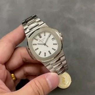 【Super Clone】Replica Patek Philippe Nautilus 5711 1A 011 White Dial 40mm Mens Watch