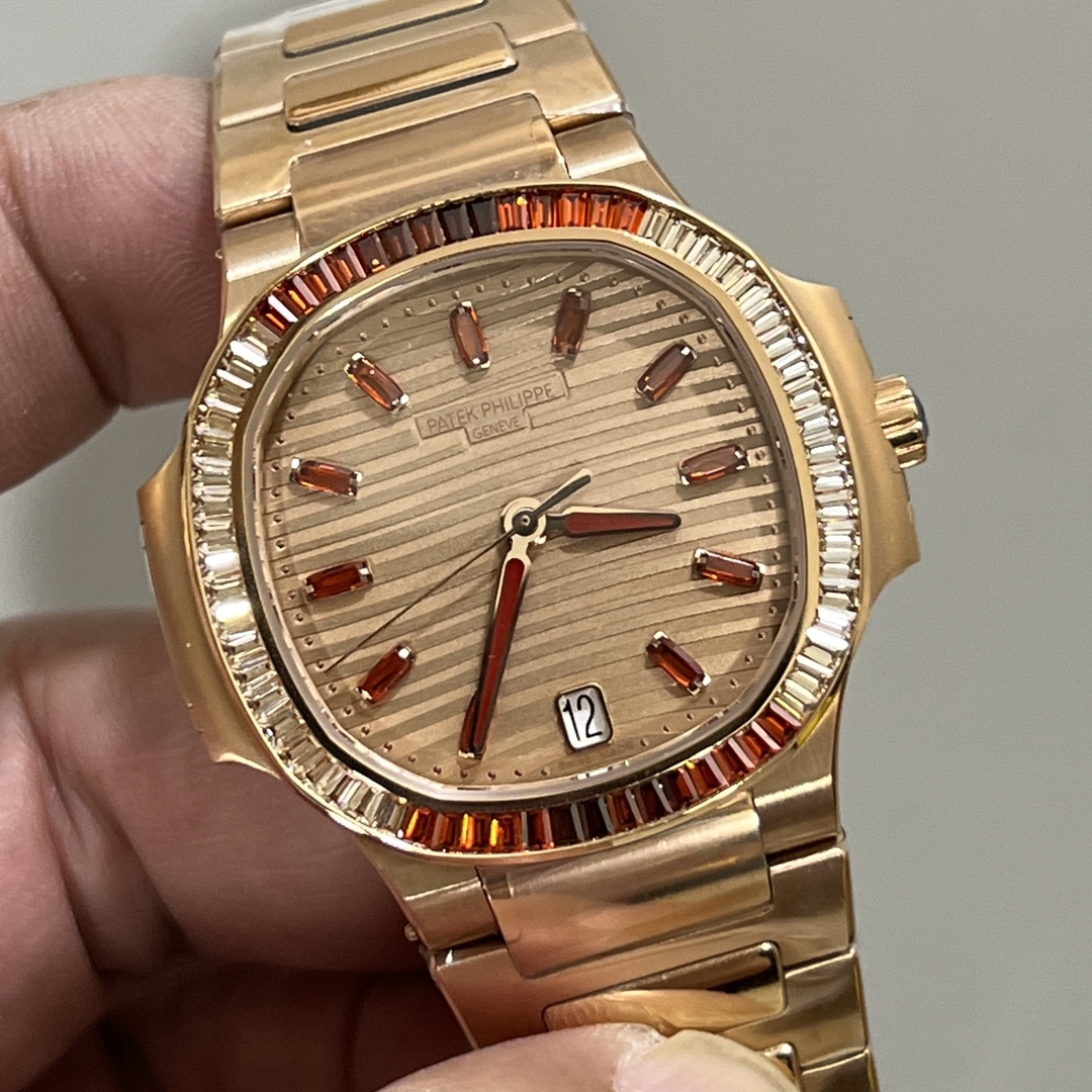 【Super Clone】Patek Philippe Nautilus Ladies Rose Gold Gemset Bezel 7118 1300R 001