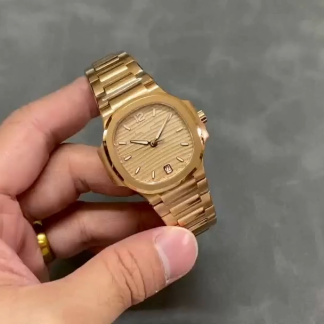 【Super Clone】Replica Patek Philippe Nautilus 7118 1R 010 40mm Mens Watch