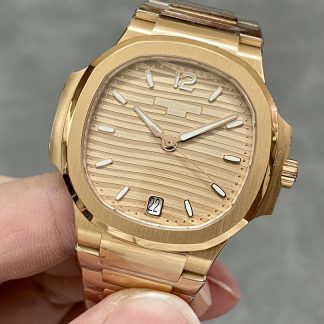 【Super Clone】Replica Patek Philippe Nautilus 7118 1R 010 40mm Mens Watch