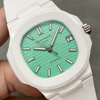 【Super Clone】Patek Philippe Nautilus Green Dial 5711 40MM Watch
