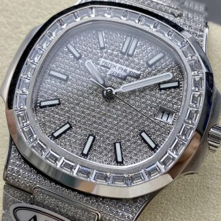 【Super Clone】Patek Philippe Nautilus Diamond 5711 40mm & 35mm Replica Watch