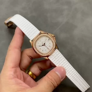 【Super Clone】Replica Patek Philippe Aquanaut Rose Gold White Dial 5068R 010 36mm Lady Watch
