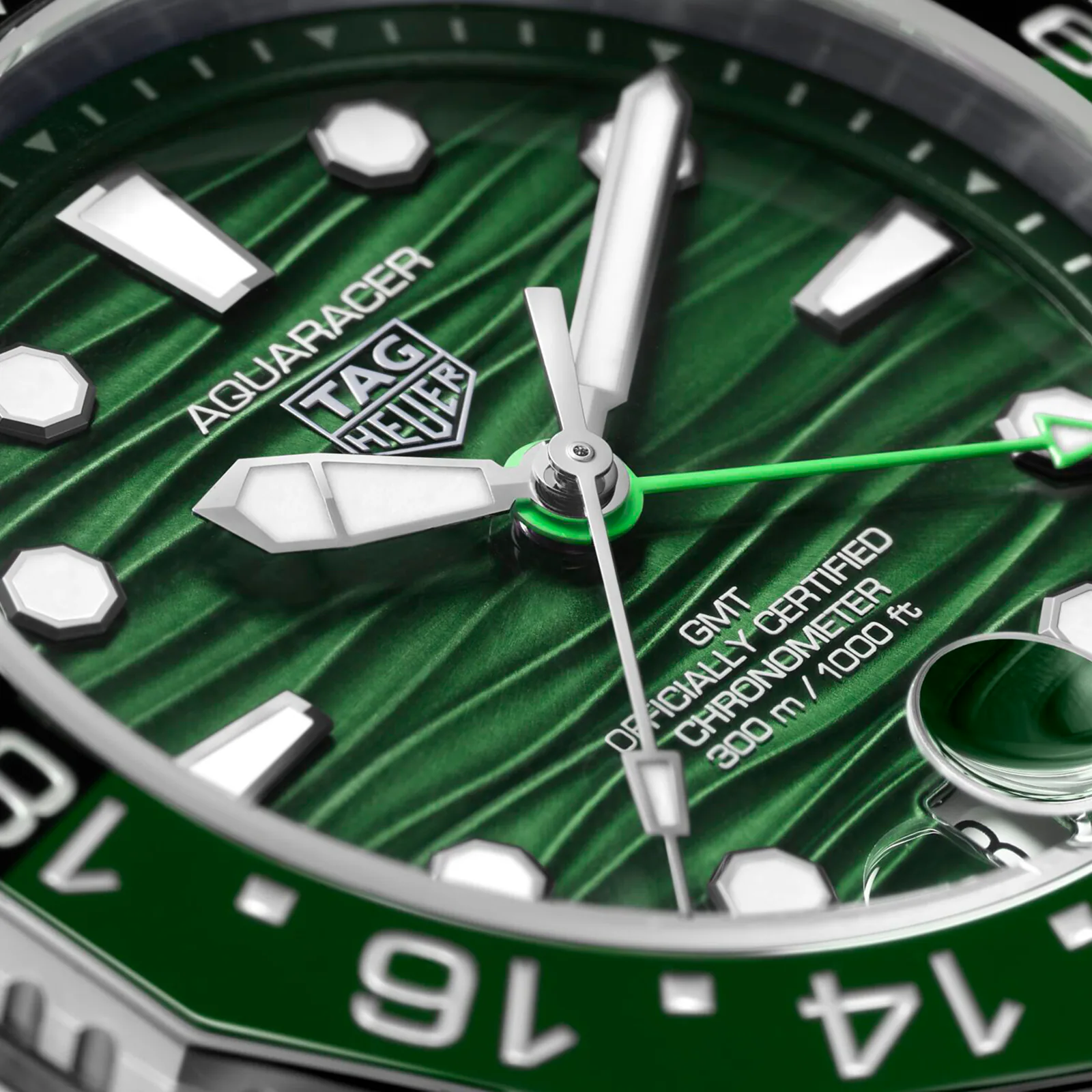 【Super Clone】TAG Heuer Aquaracer Professional 300 GMT 42mm Mens Watch Green WBP5115.BA0013