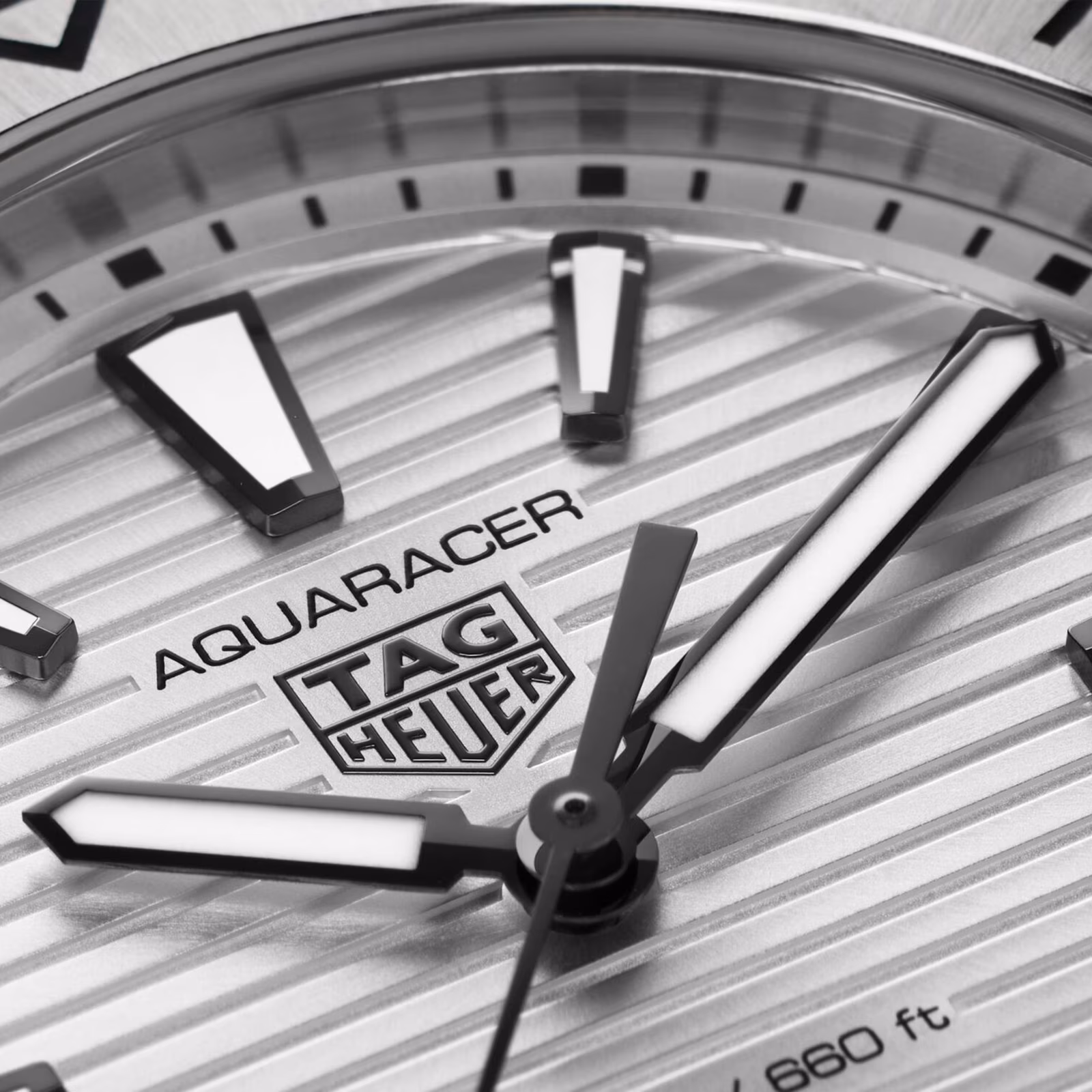【Super Clone】TAG Heuer Aquaracer Professional 200 40mm Mens Watch WBP1111.BA0627