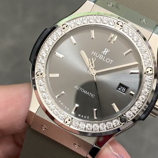 【Super Clone】Hublot Classic Fusion Grey Dial 42mm Mens Replica Watch