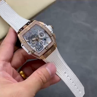 【Super Clone】Hublot Spirit of Big Bang King Gold Diamonds 42 mm 642.OX.0180.RX.1104